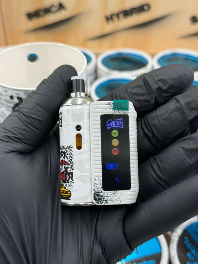 swiitch 2g disposable spray can swiitch 2g disposable spray can